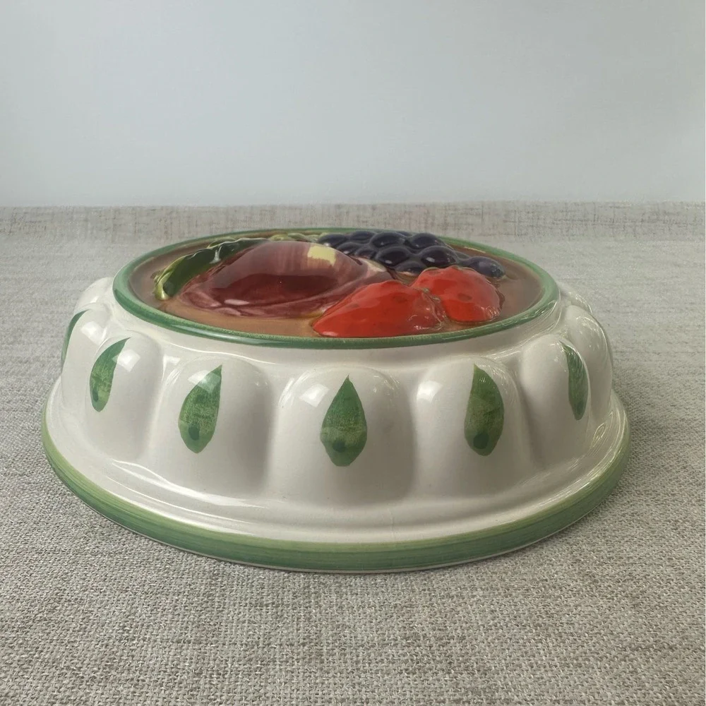 Vintage Ceramic Fruit Wall Plaque Apple Grapes Strawberries Kitchen Decor 8.5
